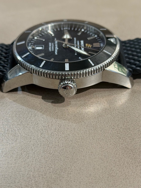 ブライトリング スーパーオーシャン AB2020（高級時計）の商品画像 - 査定依頼日：2026年4月1日 - 最高査定価格：380,000円