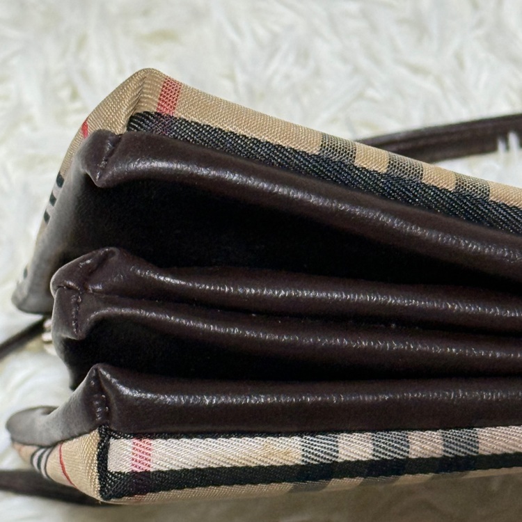 その他 バーバリー （ブランドバッグ）の商品画像 - 査定依頼日：2025年10月28日 - 最高査定価格：6,000円