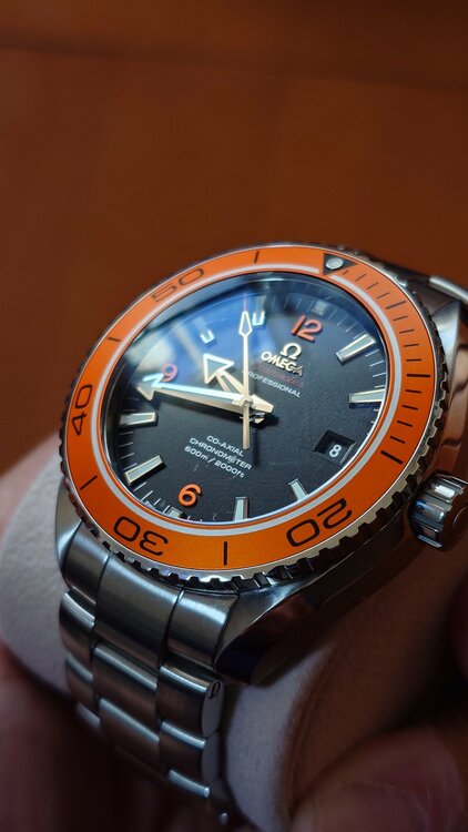 オメガ シーマスター OMEGA プラネットオーシャン 600コーアクシャル（高級時計）の商品画像 - 査定依頼日：2026年3月4日 - 最高査定価格：550,000円