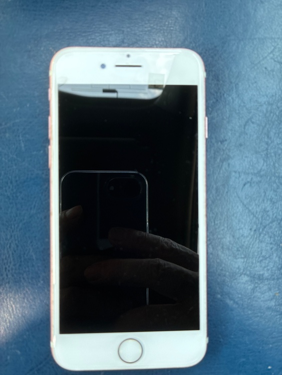 iPhone SE (第 2 世代) 64GB Softbank（スマホ）の商品画像 - 査定依頼日：2026年3月23日 - 最高査定価格：13,000円