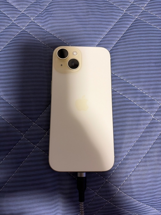 iPhone iPhone 15 128GB Softbank（スマホ）の商品画像 - 査定依頼日：2026年8月6日 - 最高査定価格：66,000円