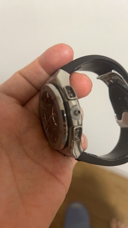 ウブロ クラシックフュージョン 119828（高級時計）の商品画像 - 査定依頼日：2026年3月17日 - 最高査定価格：750,000円