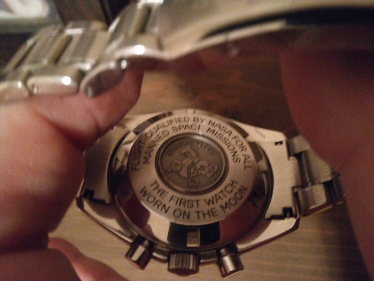 オメガ スピードマスター 3570.50（高級時計）の商品画像 - 査定依頼日：2025年11月3日 - 最高査定価格：600,000円