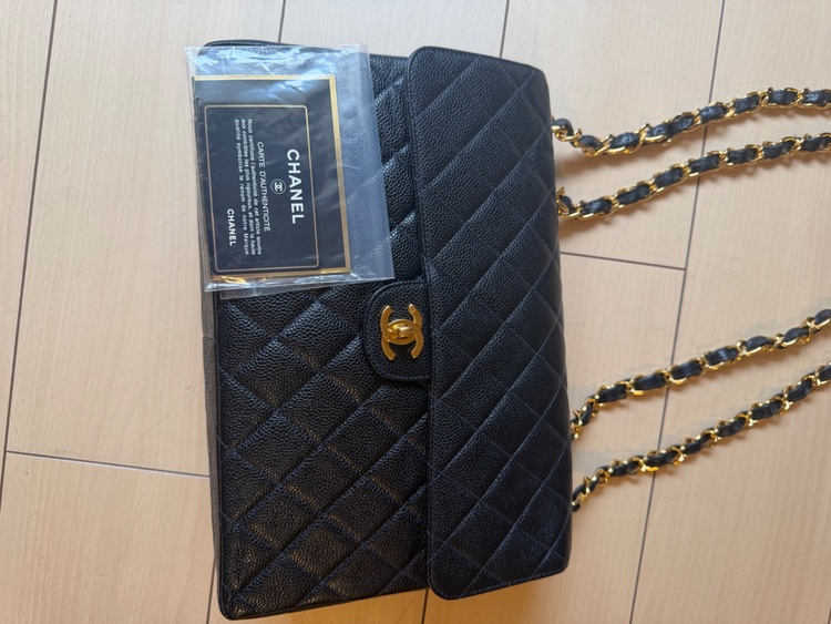 マトラッセキャビアスキン30（ブランドバッグ）の商品画像 - 査定依頼日：2026年2月27日 - 最高査定価格：700,000円