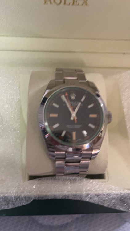 ロレックス ミルガウス 116400gu（高級時計）の商品画像 - 査定依頼日：2025年8月24日 - 最高査定価格：1,320,000円