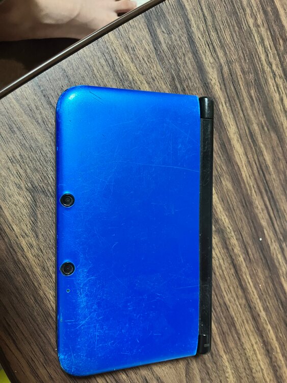 Nintendo3DS LL（ゲーム機本体・ゲームソフト）の商品画像 - 査定依頼日：2025年5月16日 - 最高査定価格：7,500円