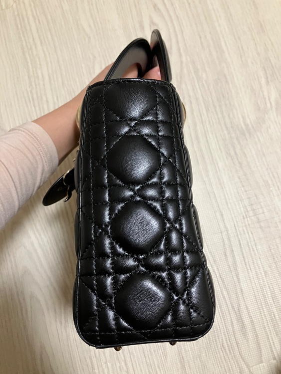 ディオール  （ブランドバッグ）の商品画像 - 査定依頼日：2025年12月27日 - 最高査定価格：380,000円