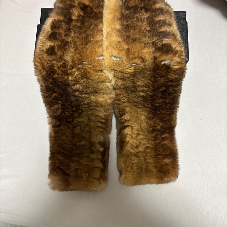 ラパン　リアルファー　マフラー（古着・ファッション）の商品画像 - 査定依頼日：2026年2月17日 - 最高査定価格：30,000円