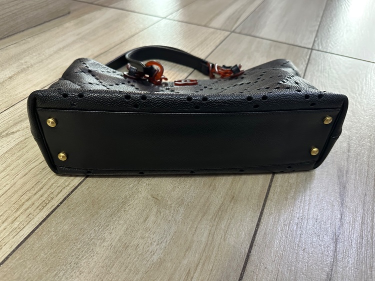 CHANELトートバッグ（ブランドバッグ）の商品画像 - 査定依頼日：2026年3月30日 - 最高査定価格：150,000円