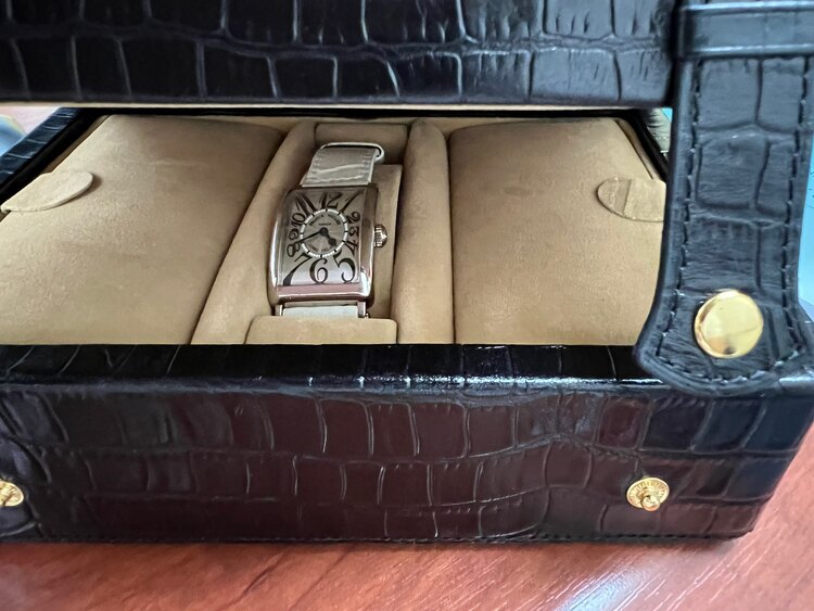 フランクミュラー ロングアイランド 902qzog（高級時計）の商品画像 - 査定依頼日：2025年5月20日 - 最高査定価格：510,000円