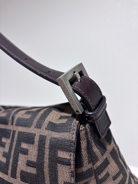 ズッカ柄マンマバゲット（ブランドバッグ）の商品画像 - 査定依頼日：2026年4月2日 - 最高査定価格：130,000円