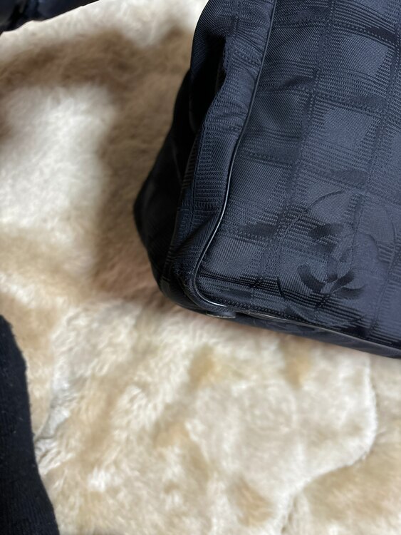 ニュートラベルライン（ブランドバッグ）の商品画像 - 査定依頼日：2025年2月8日 - 最高査定価格：50,000円