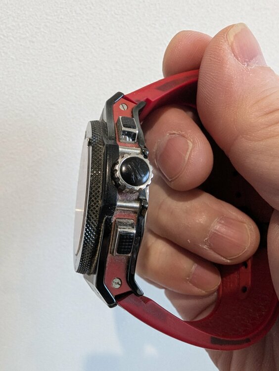 レッドマジック（高級時計）の商品画像 - 査定依頼日：2026年4月4日 - 最高査定価格：900,000円