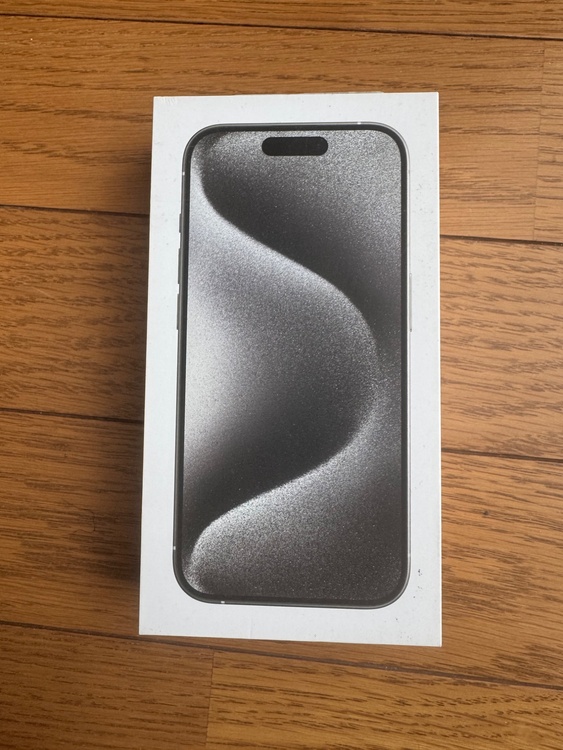 iPhone 15 Pro 256GB au（スマホ）の商品画像 - 査定依頼日：2026年4月25日 - 最高査定価格：81,000円