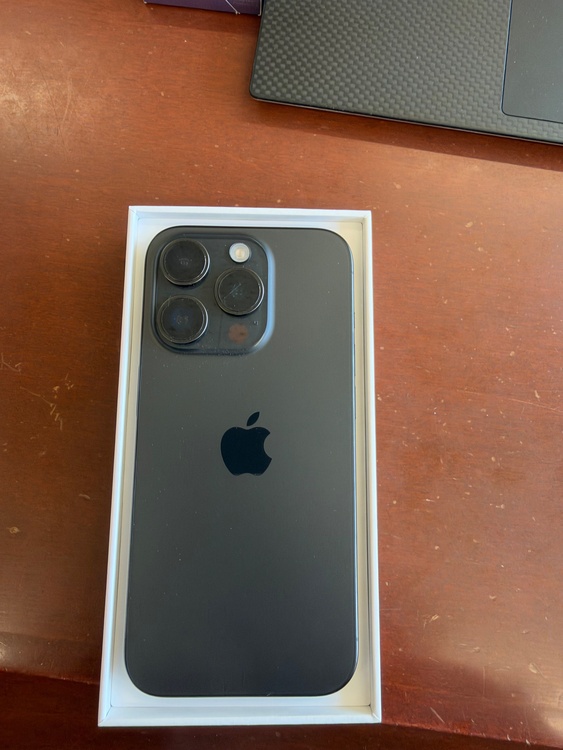 iPhone iPhone 15 Pro 128GB docomo（スマホ）の商品画像 - 査定依頼日：2026年10月1日 - 最高査定価格：86,000円