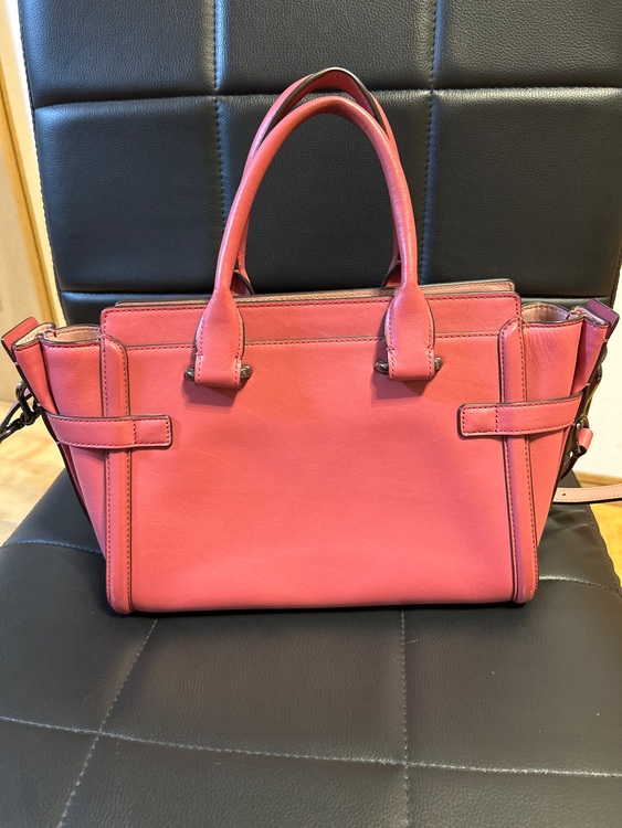 その他 コーチ （ブランドバッグ）の商品画像 - 査定依頼日：2025年11月13日 - 最高査定価格：3,000円