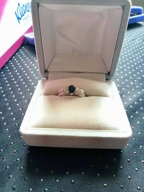 指輪（宝石）の商品画像 - 査定依頼日：2025年10月19日 - 最高査定価格：35,000円