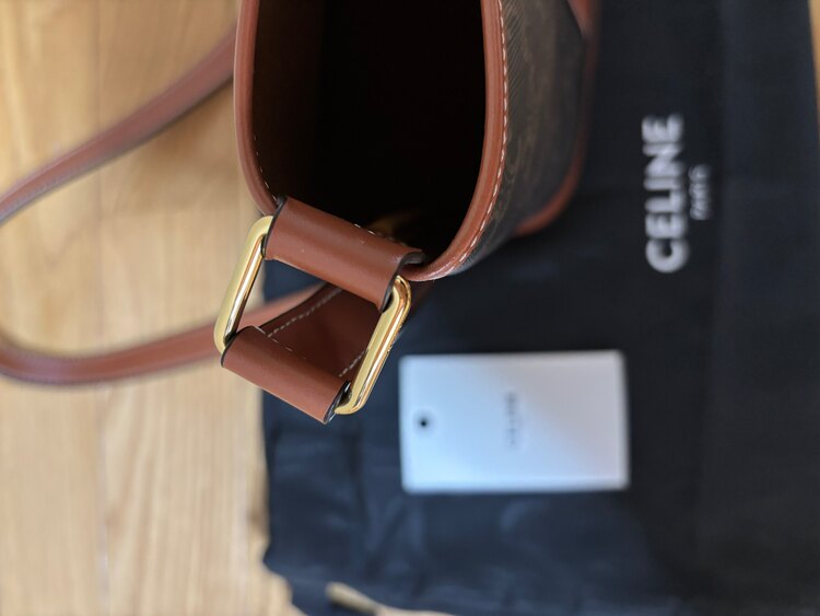 セリーヌ  （ブランドバッグ）の商品画像 - 査定依頼日：2025年2月23日 - 最高査定価格：100,000円