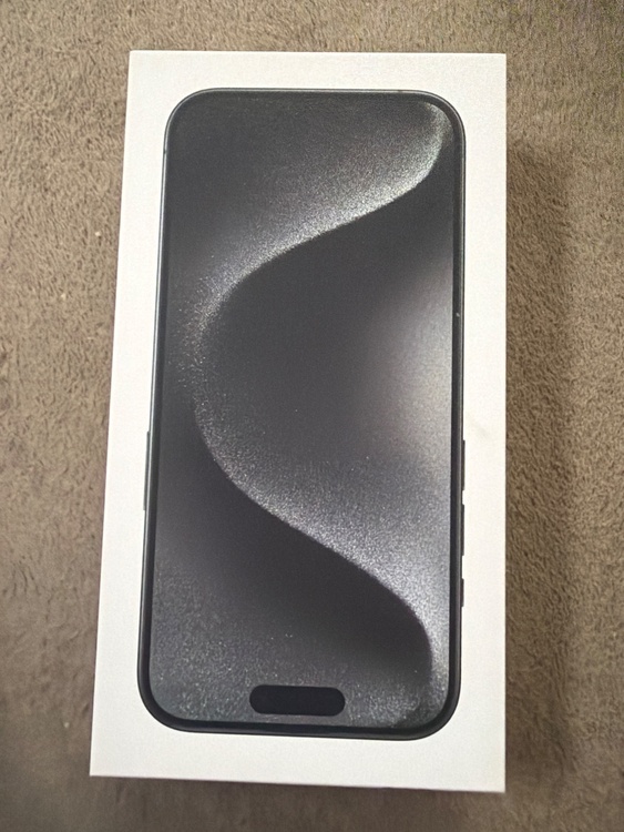 iPhone 15 Pro 256GB au（スマホ）の商品画像 - 査定依頼日：2026年5月6日 - 最高査定価格：76,000円