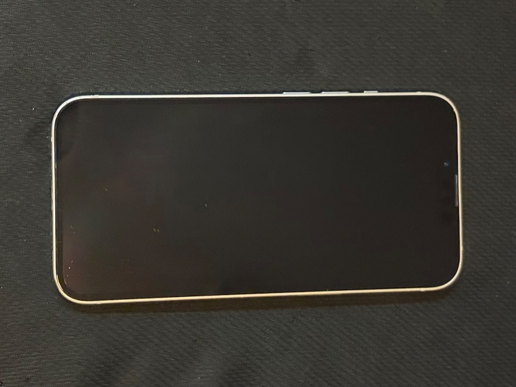 iPhone 14 128GB SIMフリー（スマホ）の商品画像 - 査定依頼日：2026年5月1日 - 最高査定価格：45,000円