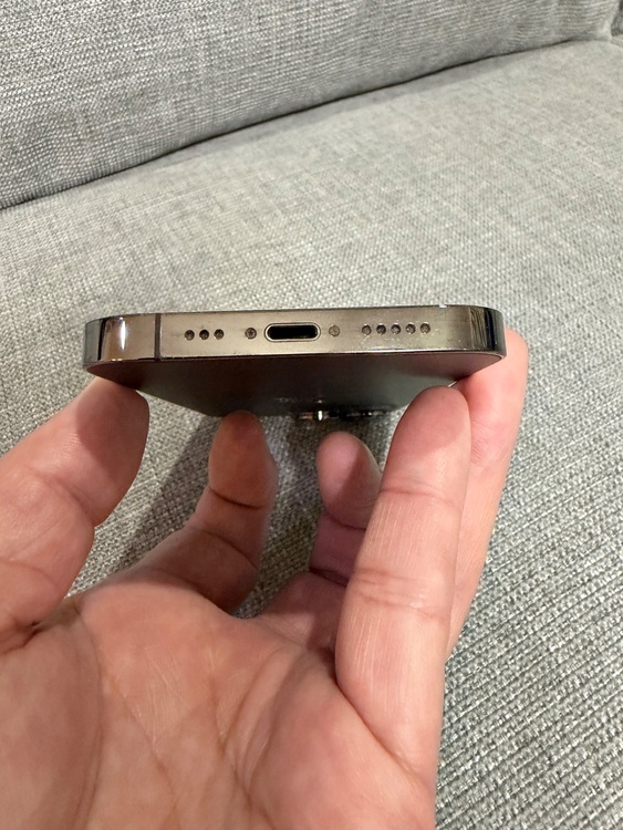 iPhone13pro512GB残債なし美品（スマホ）の商品画像 - 査定依頼日：2026年4月24日 - 最高査定価格：51,000円