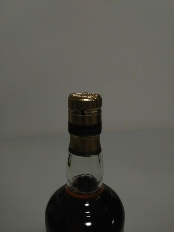 ボウモア15年（お酒）の商品画像 - 査定依頼日：2025年11月8日 - 最高査定価格：30,000円