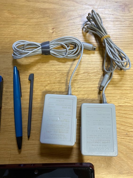 3DS×2、3DSLL×1（ゲーム機本体・ゲームソフト）の商品画像 - 査定依頼日：2022年9月5日 - 最高査定価格：15,000円