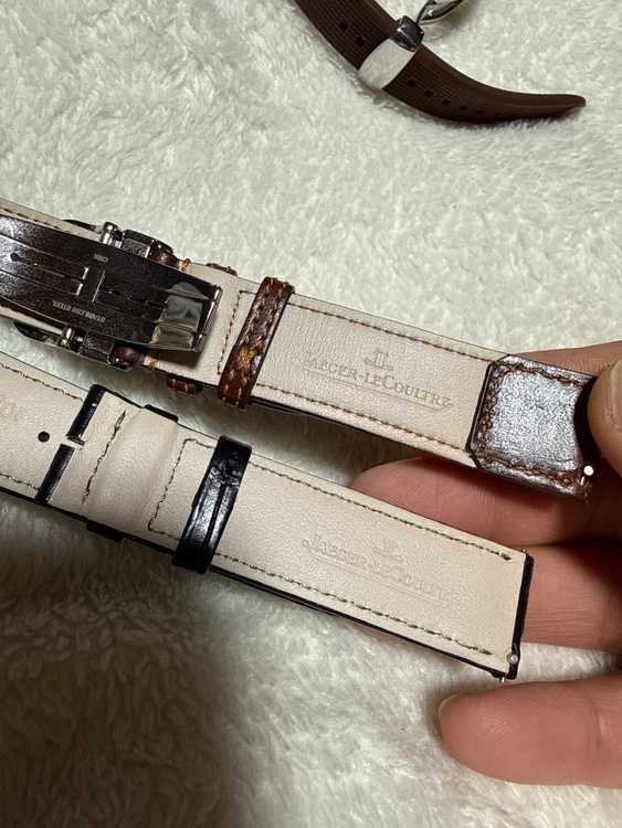 ジャガー・ルクル レベルソ Q245842（高級時計）の商品画像 - 査定依頼日：2026年3月15日 - 最高査定価格：1,350,000円