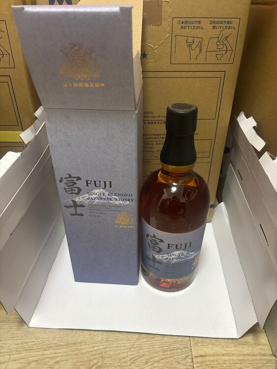 富士　シングルブレンデッドウイスキー（お酒）の商品画像 - 査定依頼日：2025年5月13日 - 最高査定価格：2,500円