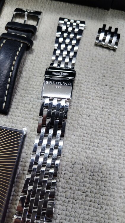 ブライトリング ナビタイマー オールドナビタイマー A13324（高級時計）の商品画像 - 査定依頼日：2025年12月28日 - 最高査定価格：450,000円