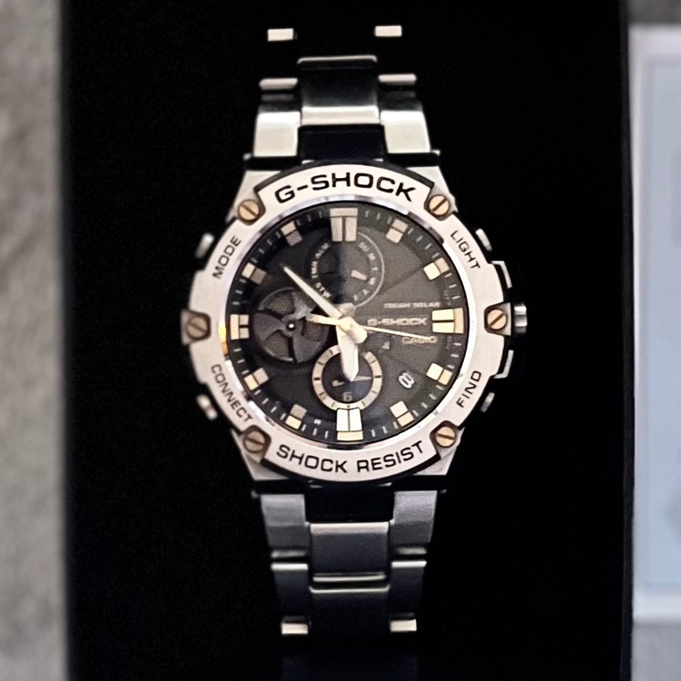 GST-B100D-1A9JF（高級時計）の商品画像 - 査定依頼日：2026年4月8日 - 最高査定価格：100,000円