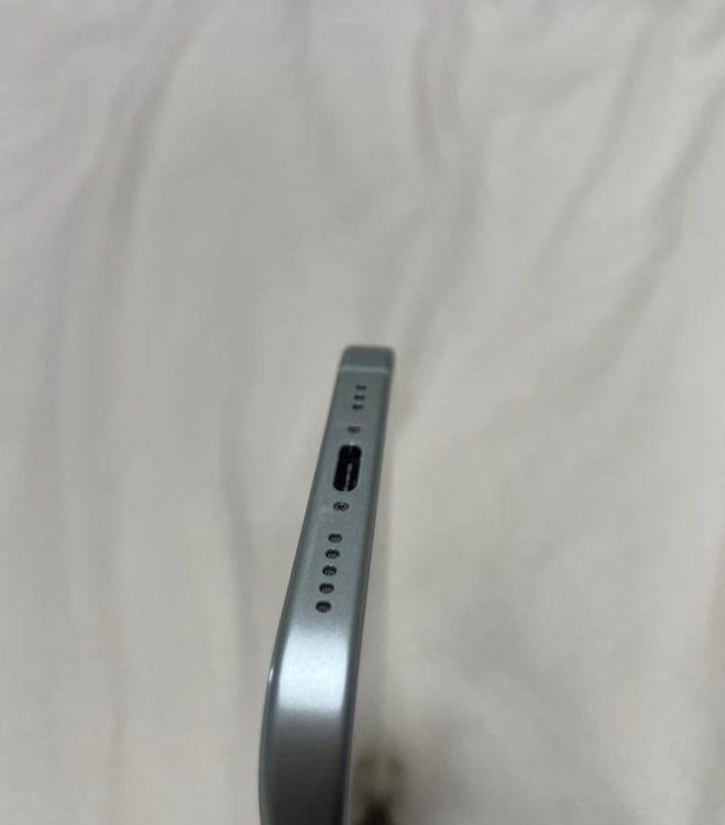 iPhone 15 256GB SIMフリー（スマホ）の商品画像 - 査定依頼日：2026年4月19日 - 最高査定価格：44,000円