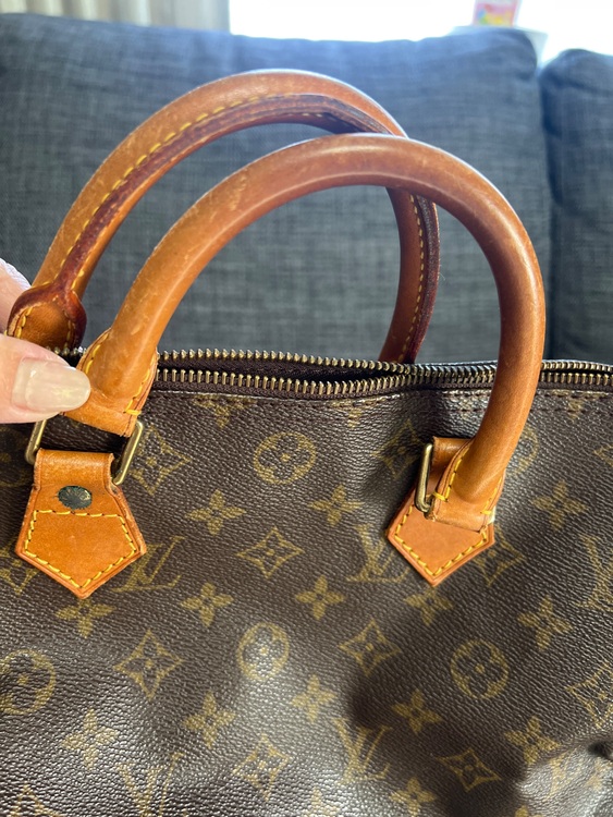 ルイヴィトン スピーディー （ブランドバッグ）の商品画像 - 査定依頼日：2025年11月29日 - 最高査定価格：25,000円