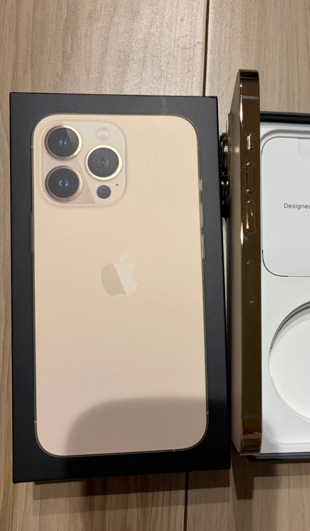 iPhone13pro（スマホ）の商品画像 - 査定依頼日：2026年4月21日 - 最高査定価格：46,000円
