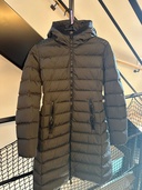 MONCLER モンクレール TALEVE GIUBBOTTO D2093493（古着・ファッション）の商品画像 - 査定依頼日：2025年12月26日 - 最高査定価格：56,000円