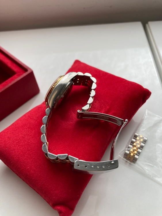 ロレックスデイトジャスト（高級時計）の商品画像 - 査定依頼日：2026年2月22日 - 最高査定価格：920,000円