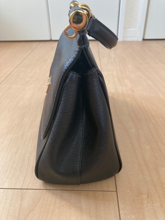 バッグ（ブランド財布・小物）の商品画像 - 査定依頼日：2025年6月17日 - 最高査定価格：25,000円