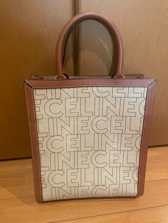 セリーヌ  （ブランドバッグ）の商品画像 - 査定依頼日：2025年1月18日 - 最高査定価格：130,000円