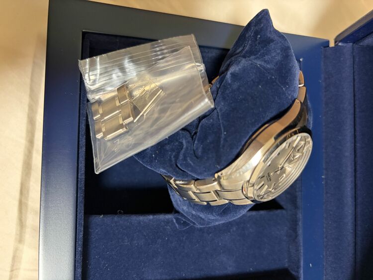 セイコー グランドセイコー SBGR05（高級時計）の商品画像 - 査定依頼日：2025年11月3日 - 最高査定価格：250,000円