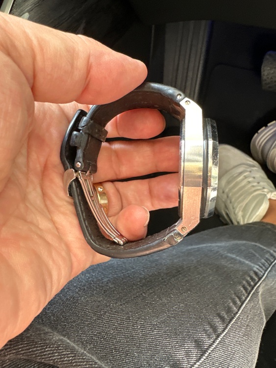 オーデマピゲ ロイヤルオーク （高級時計）の商品画像 - 査定依頼日：2025年10月2日 - 最高査定価格：2,600,000円