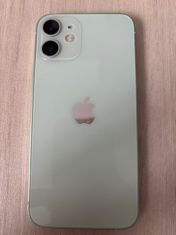 iPhone 12 mini 64GB Softbank（スマホ）の商品画像 - 査定依頼日：2025年5月17日 - 最高査定価格：14,000円