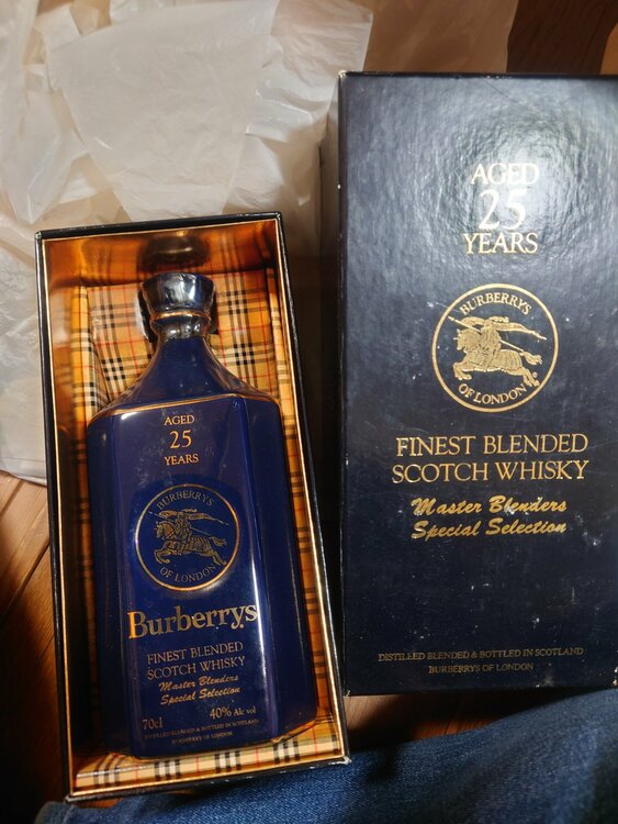 ウイスキー ウイスキー(その他) （お酒）の商品画像 - 査定依頼日：2026年4月12日 - 最高査定価格：10,000円