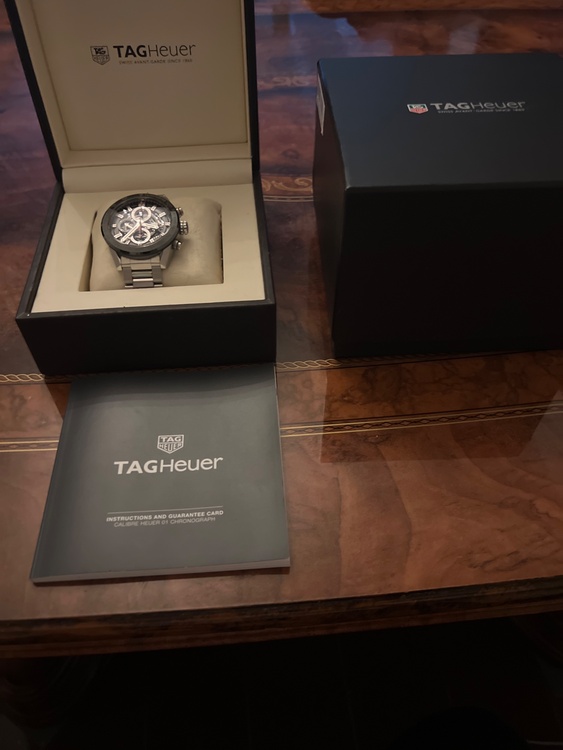 タグホイヤー カレラ （高級時計）の商品画像 - 査定依頼日：2026年3月27日 - 最高査定価格：320,000円