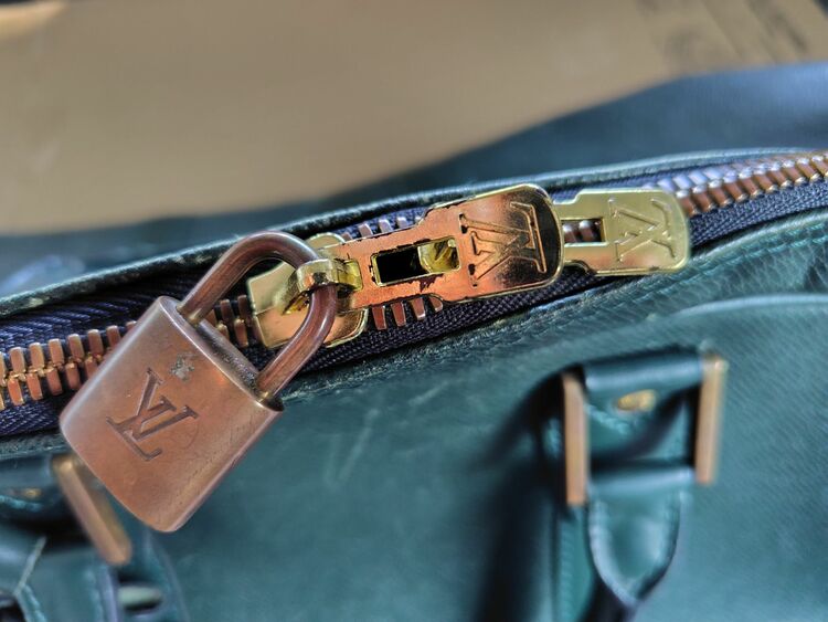 ルイヴィトン タイガ （ブランドバッグ）の商品画像 - 査定依頼日：2025年8月19日 - 最高査定価格：60,000円