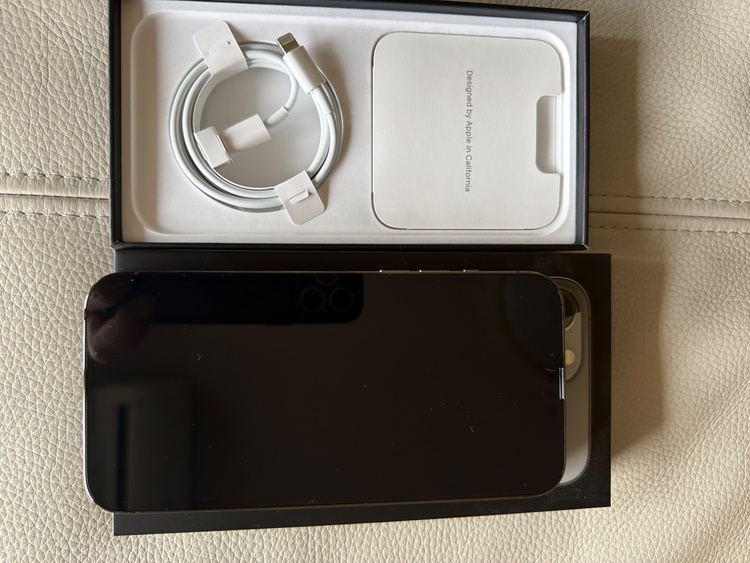 iPhone13 Pro Max 256GB（スマホ）の商品画像 - 査定依頼日：2026年8月11日 - 最高査定価格：65,000円