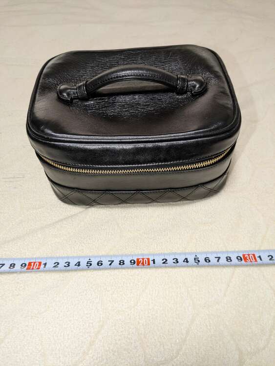 バニティバッグ（ブランドバッグ）の商品画像 - 査定依頼日：2024年12月23日 - 最高査定価格：38,000円