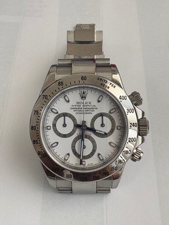 ロレックス サブマリーナー 116613Lb（高級時計）の商品画像 - 査定依頼日：2025年2月13日 - 最高査定価格：3,100,000円