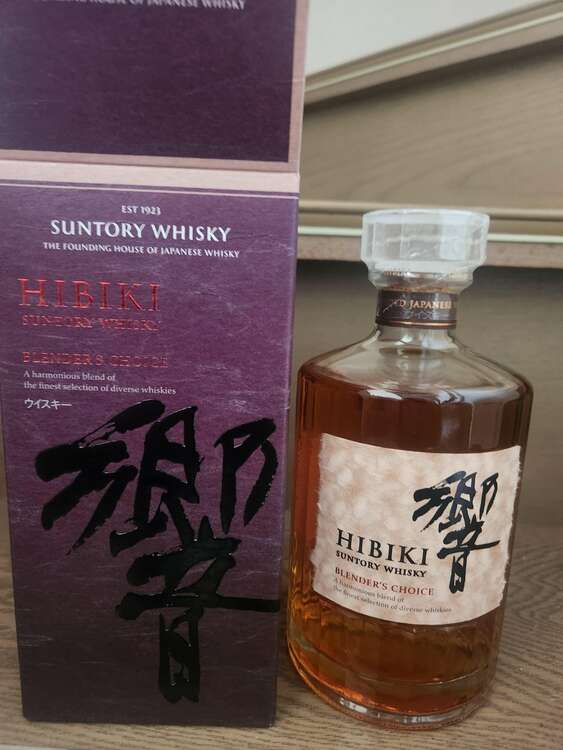 響　blenders choice（お酒）の商品画像 - 査定依頼日：2025年2月13日 - 最高査定価格：14,000円