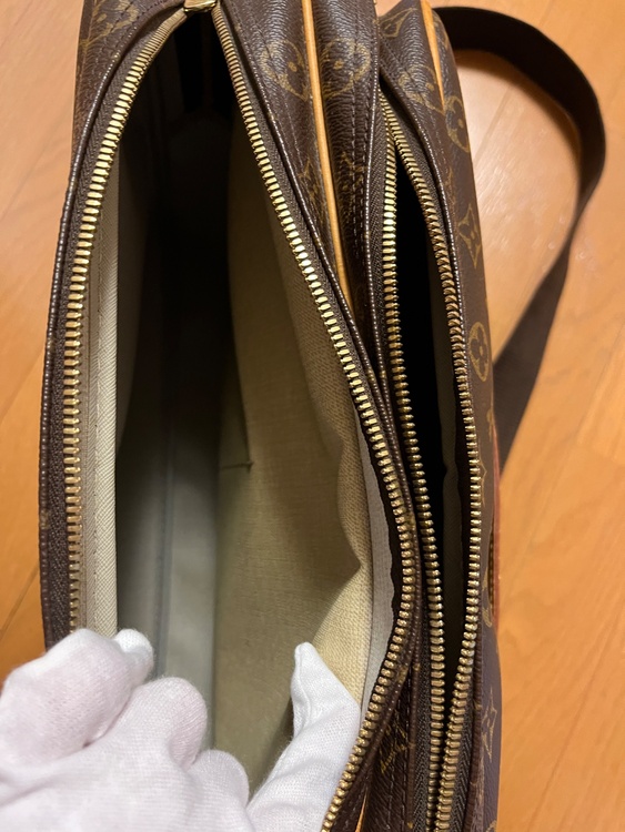 ルイヴィトンリポーター？（ブランドバッグ）の商品画像 - 査定依頼日：2026年4月8日 - 最高査定価格：60,000円