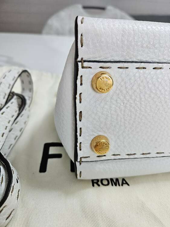 フェンディ  （ブランドバッグ）の商品画像 - 査定依頼日：2025年1月25日 - 最高査定価格：86,000円